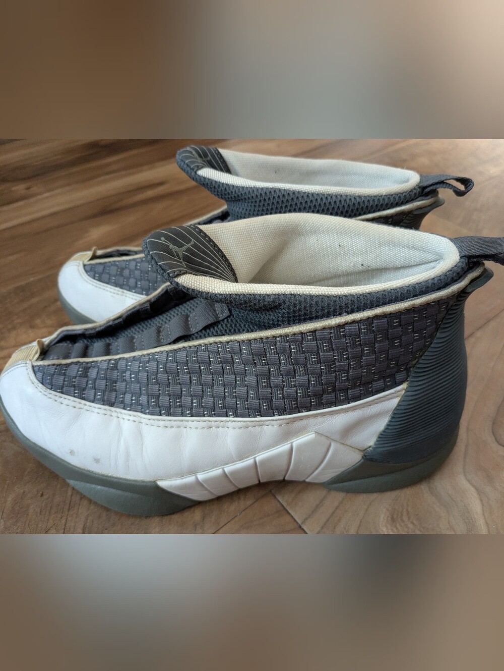Air Jordan 15 OG Flint Grey silhouette 2000 Size 8 Collectors